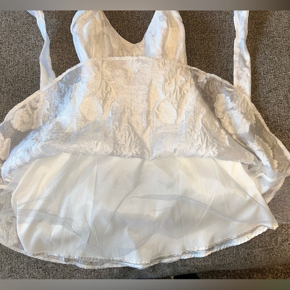 Lulus Bonni Floral Jacquard Halter Women’s Mini Dress -White/ XS - Picture 10 of 15